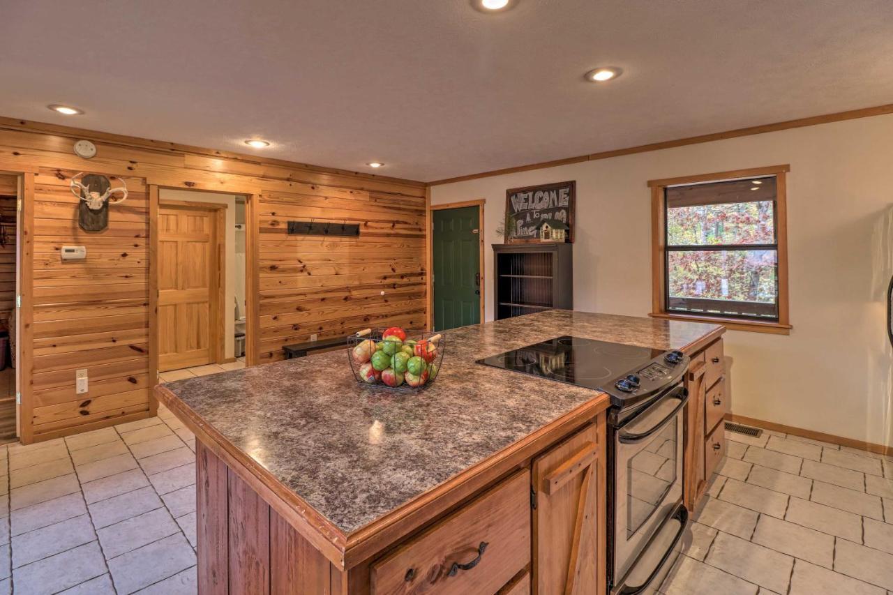 Piney Bluff Retreat With Mountain Views! Villa Exterior photo