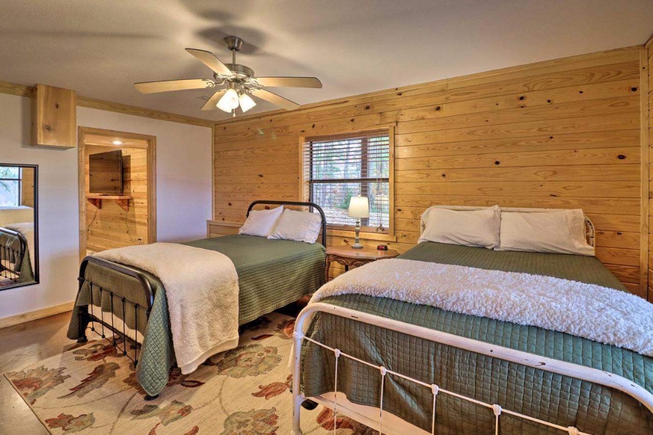Piney Bluff Retreat With Mountain Views! Villa Exterior photo